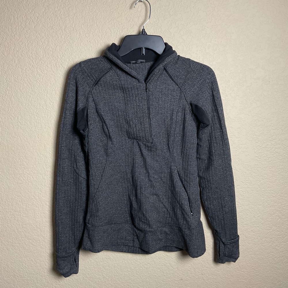 Lululemon‎ Womens 6 Think Fast Gray Herringbone Quarter Zip Athletic Jacket